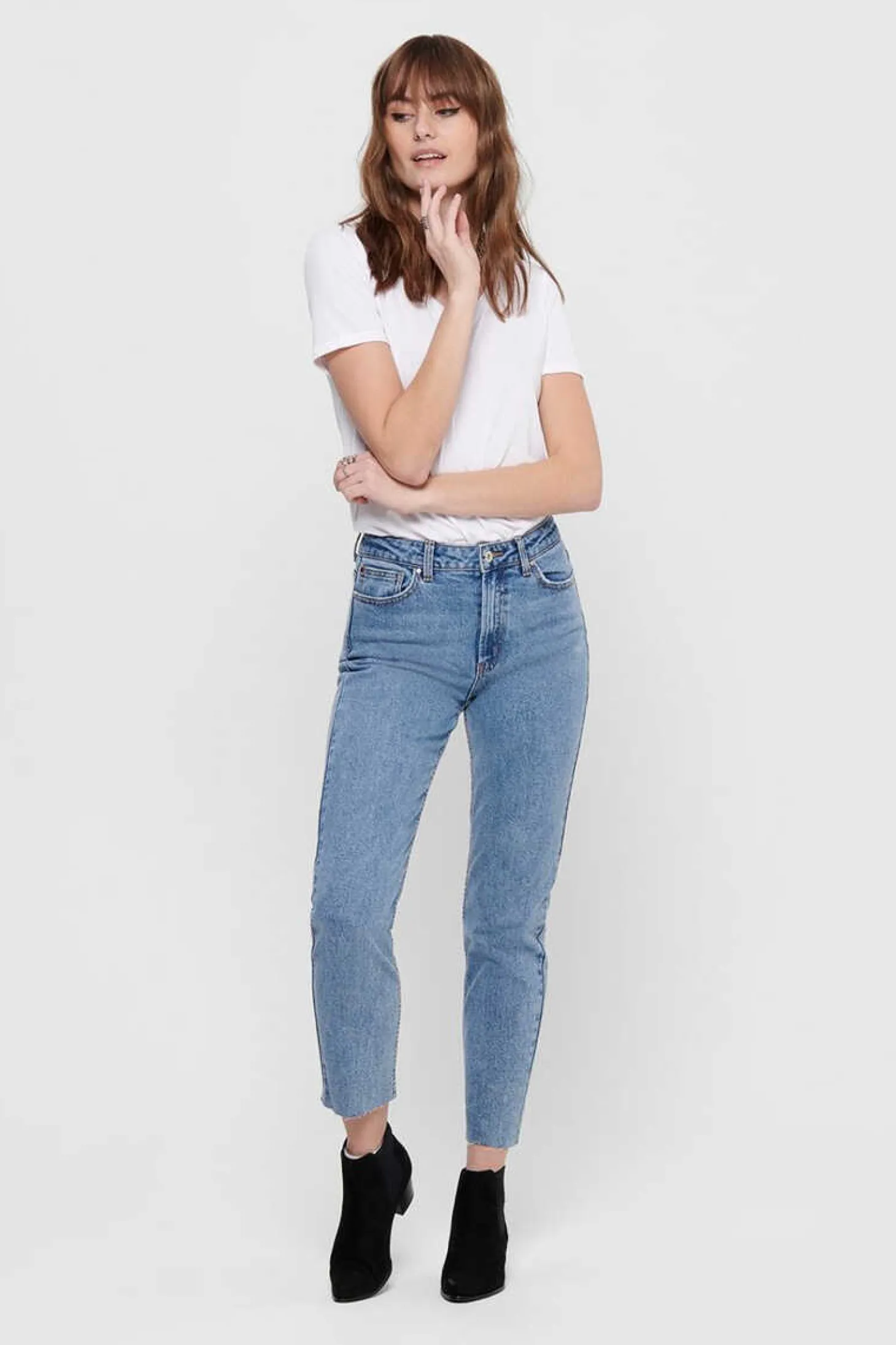 Jeans Reto Tiro Alto