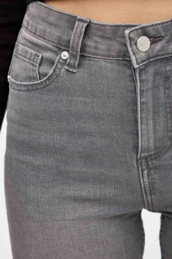 Jeans Skinny Push Up Cintura Media