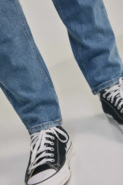 Jeans Slim Lavagem Media