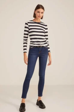 Jeans Slim Lavagem Sustentavel