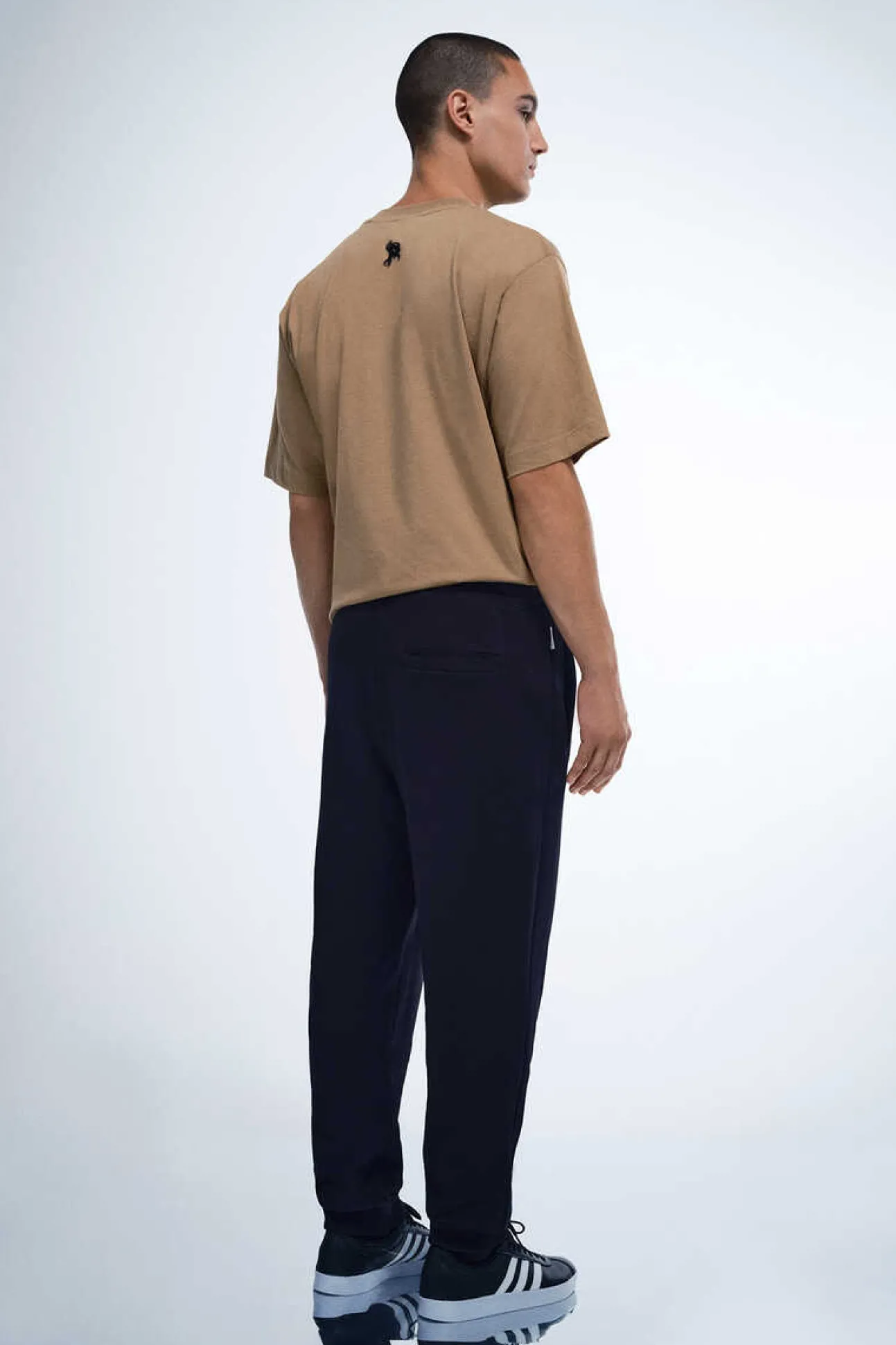 Jogger Pedri Gonzalez