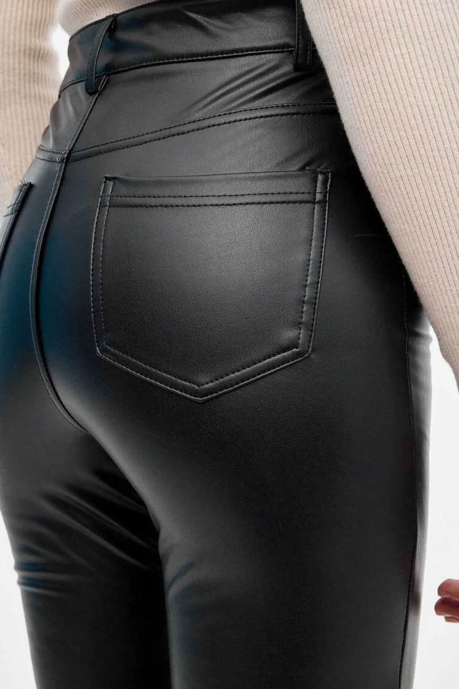 Leggings Cintura Alta Efeito Pele