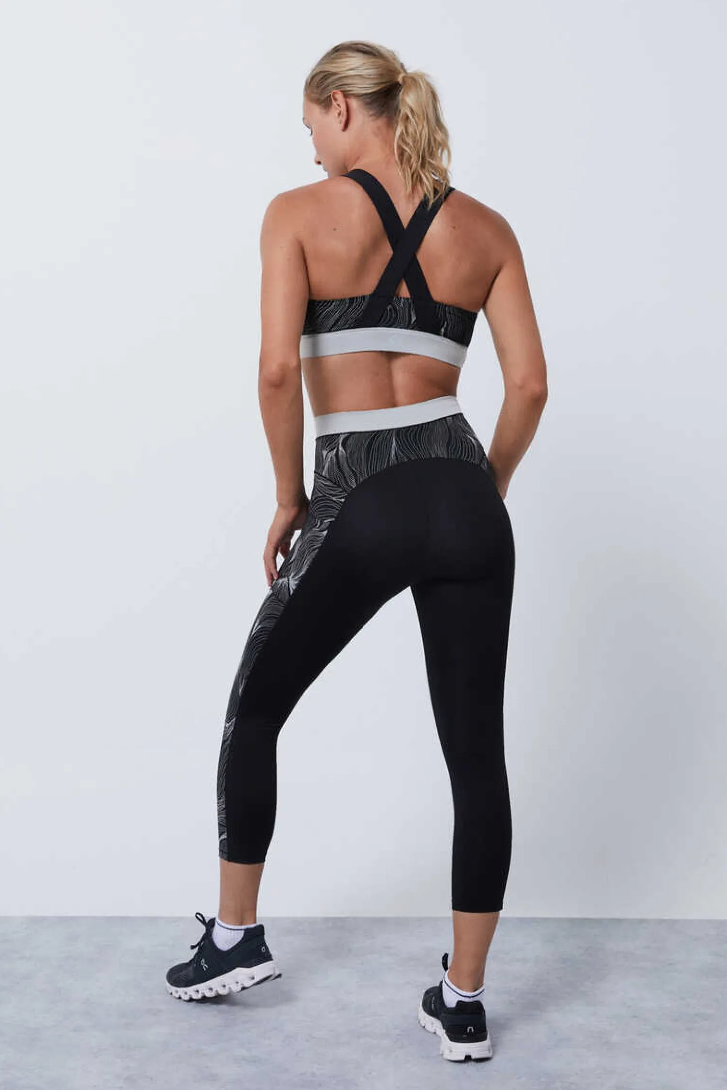 Leggings Crop Refletoras 4D Stretch