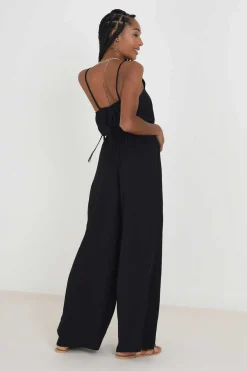 Macacao Fluido Com Alcas