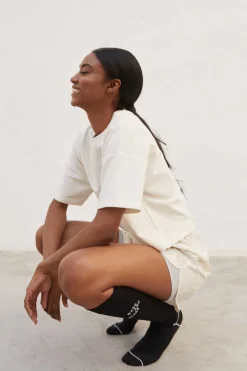 Meia Soquete Preta Extra Comprida Tecnico