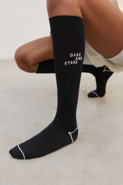 Meia Soquete Preta Extra Comprida Tecnico