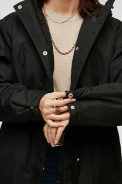 Parka De Mulher Com Capuz E Cintura Ajustavel