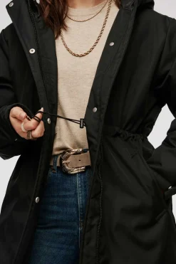 Parka De Mulher Com Capuz E Cintura Ajustavel