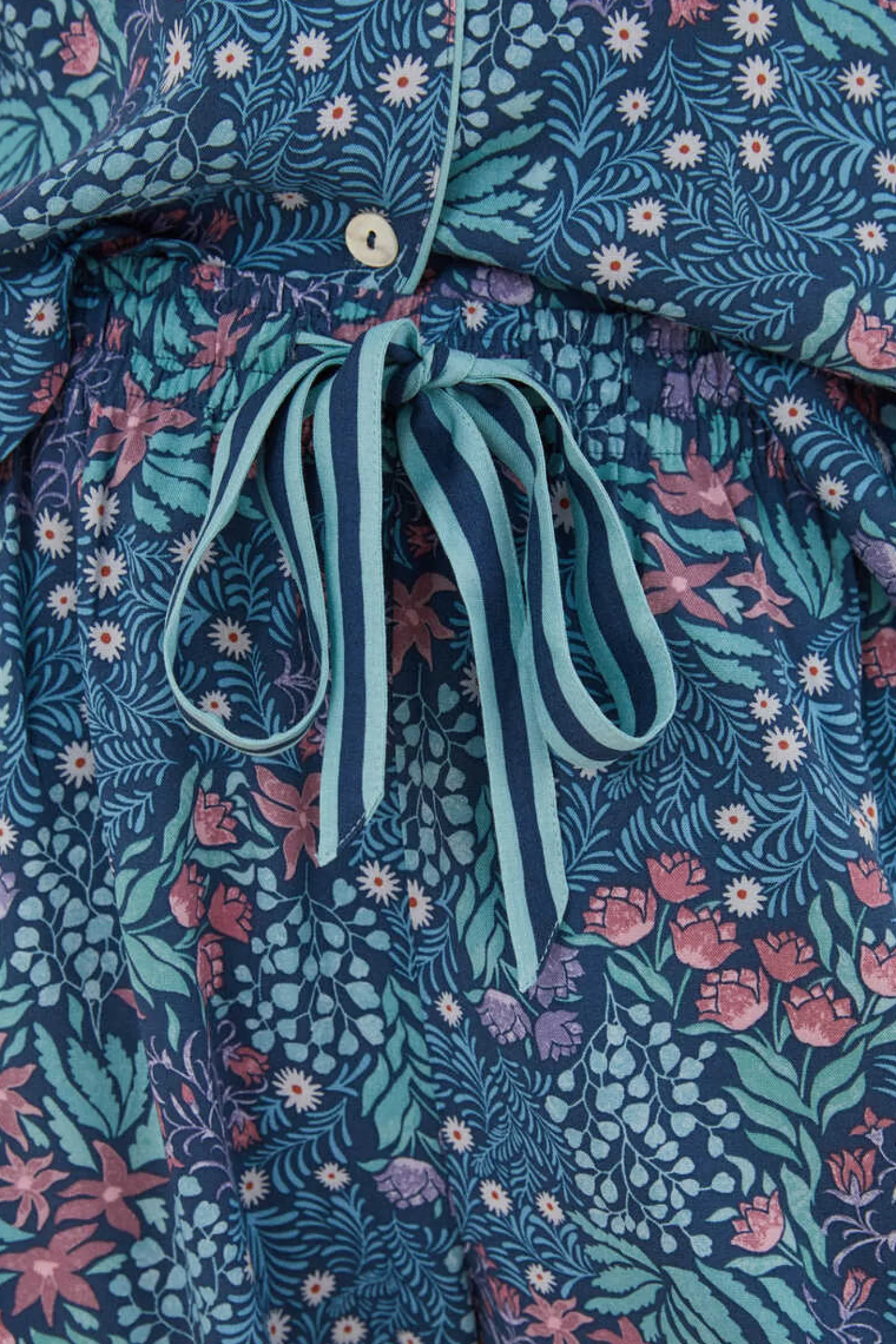 Pijama Camiseiro Capri Com Estampado De Moniquilla Em