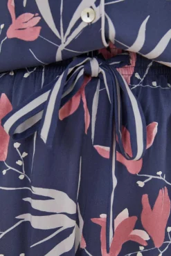 Pijama Camiseiro Com Estampado De Flores De Moniquilla