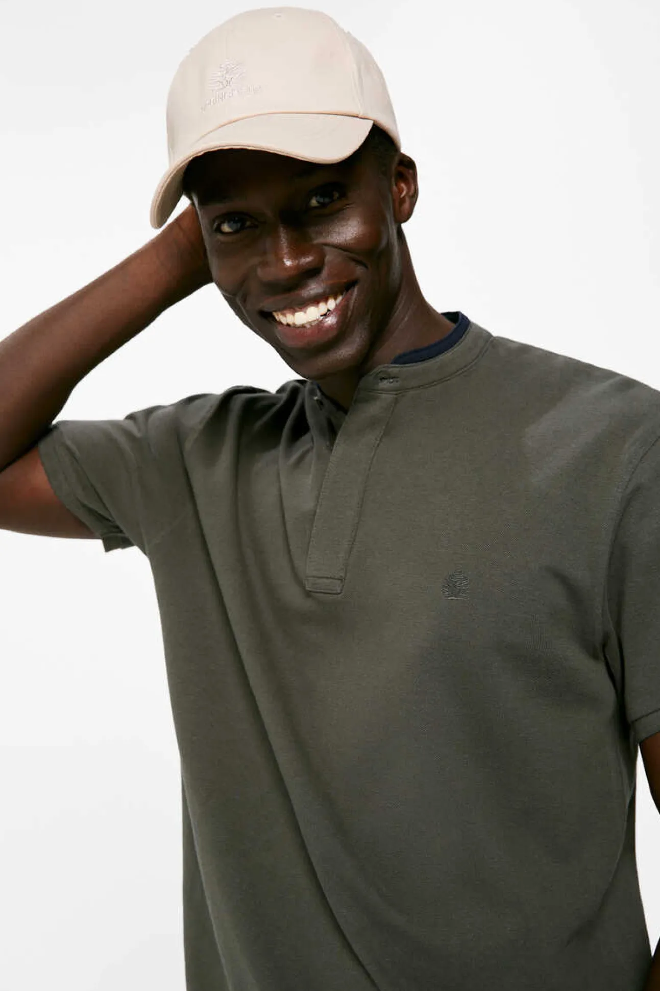 Polo Mao Slim Carcela Oculta