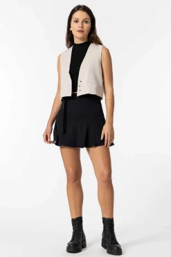 Saia Com Calcoes Com Folho E Cinto