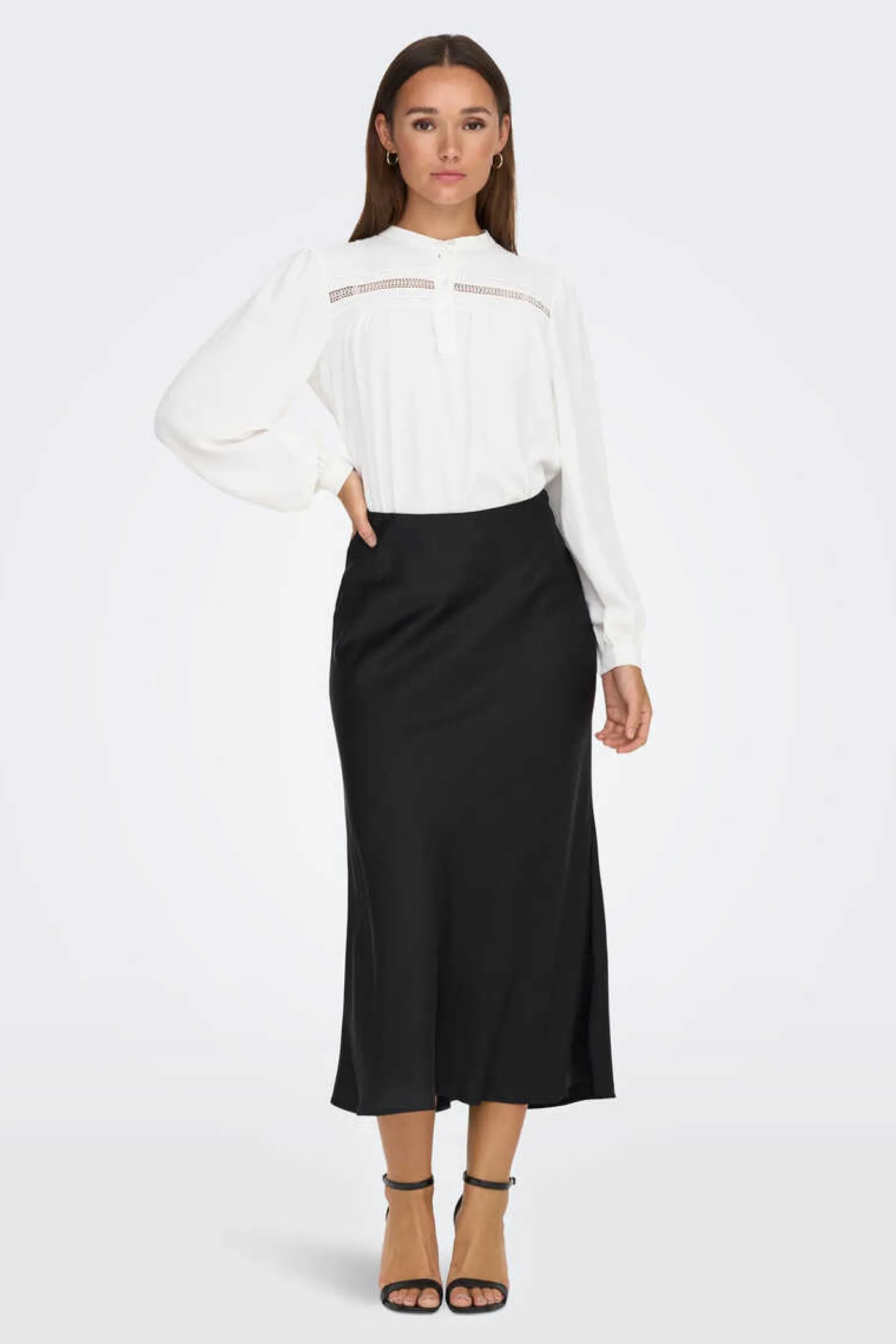 Saia Comprida Acetinada