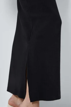 Saia Comprida Ao Corpo