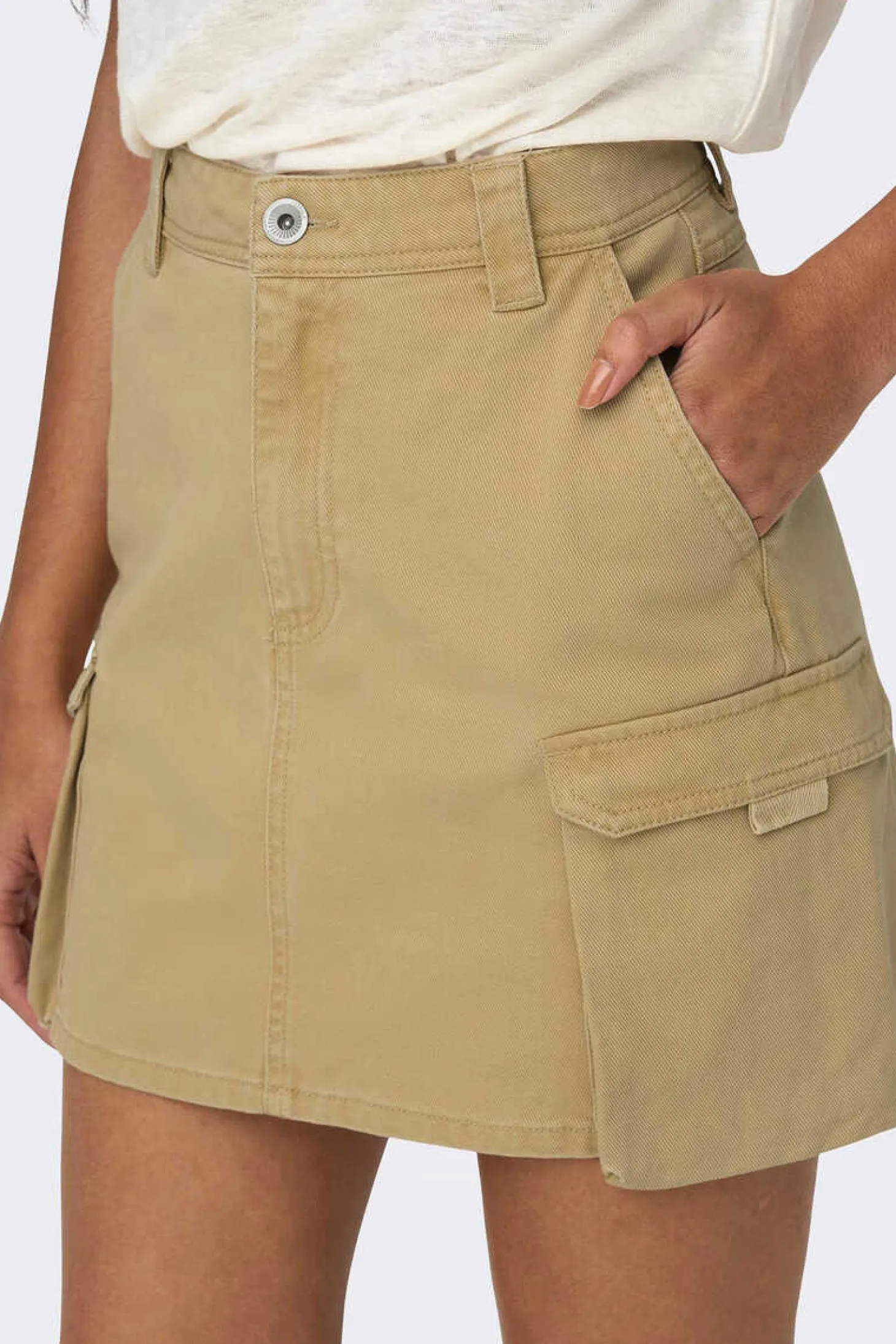Saia Curta Cargo