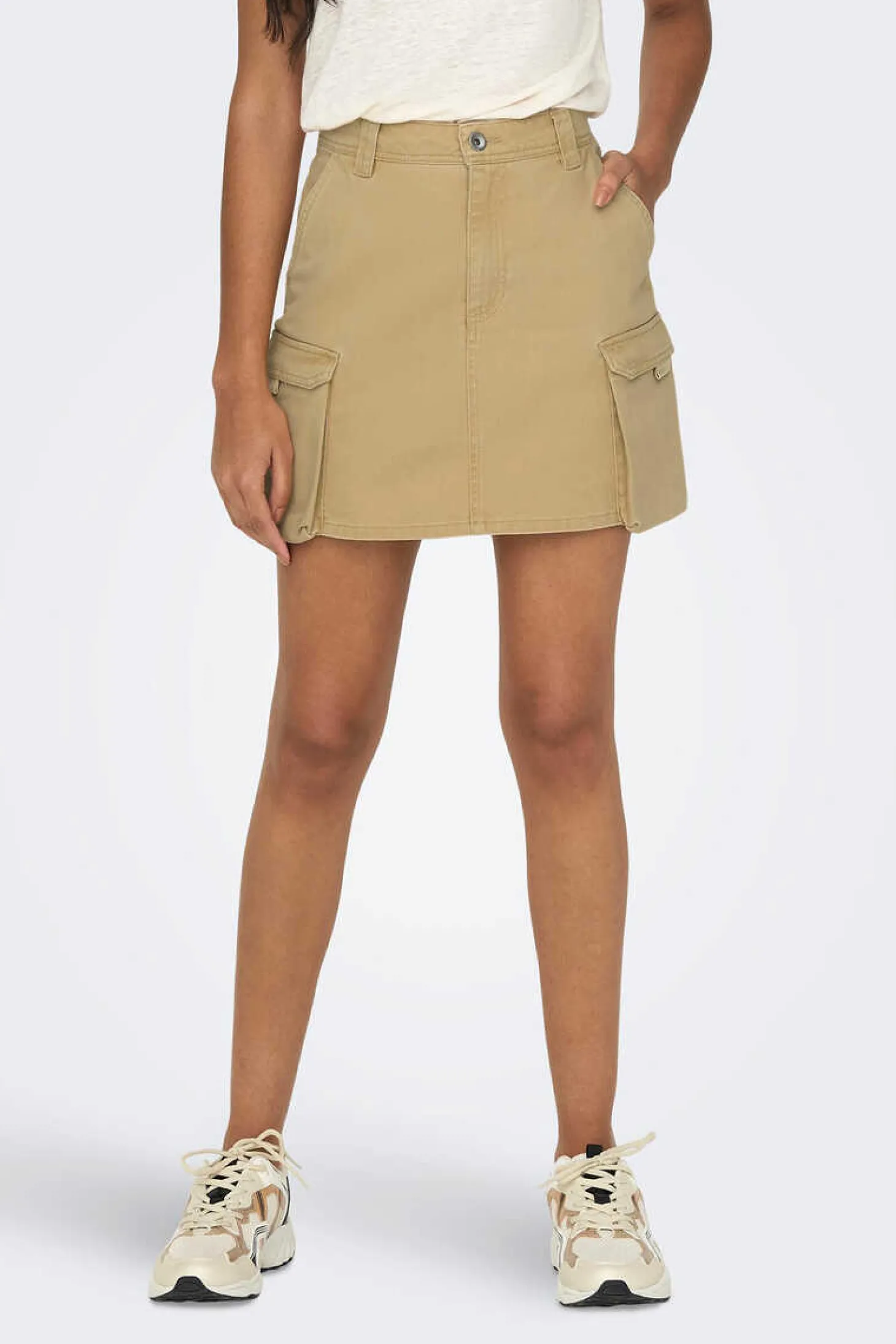 Saia Curta Cargo