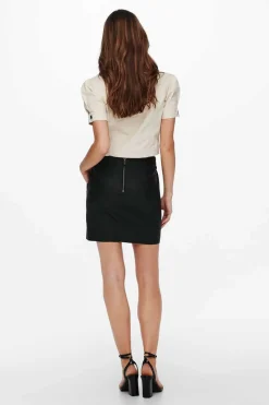 Saia Curta Com Bolsos Laterais