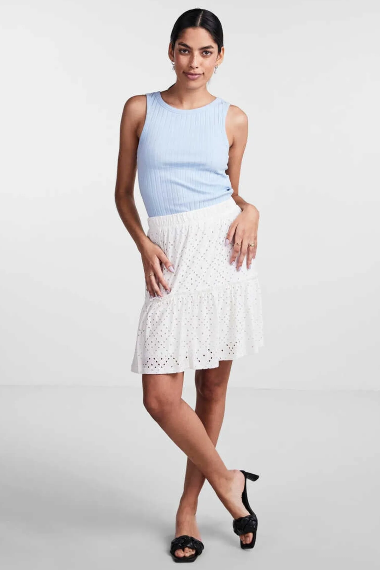 Saia Curta De Mulher