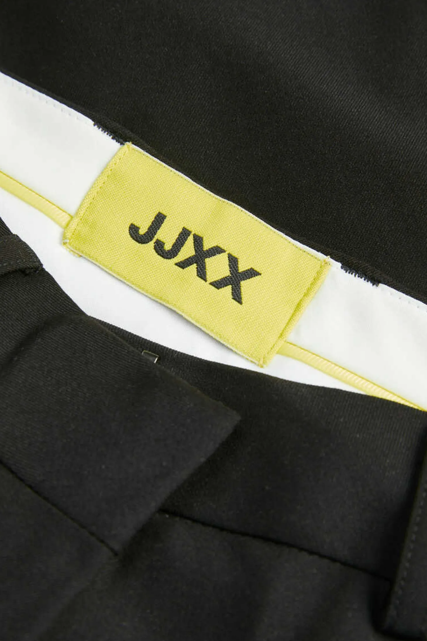 Shorts De Pinzas De Tiro Alto