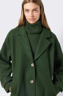 Sobretudo Com Botoes Dianteiros