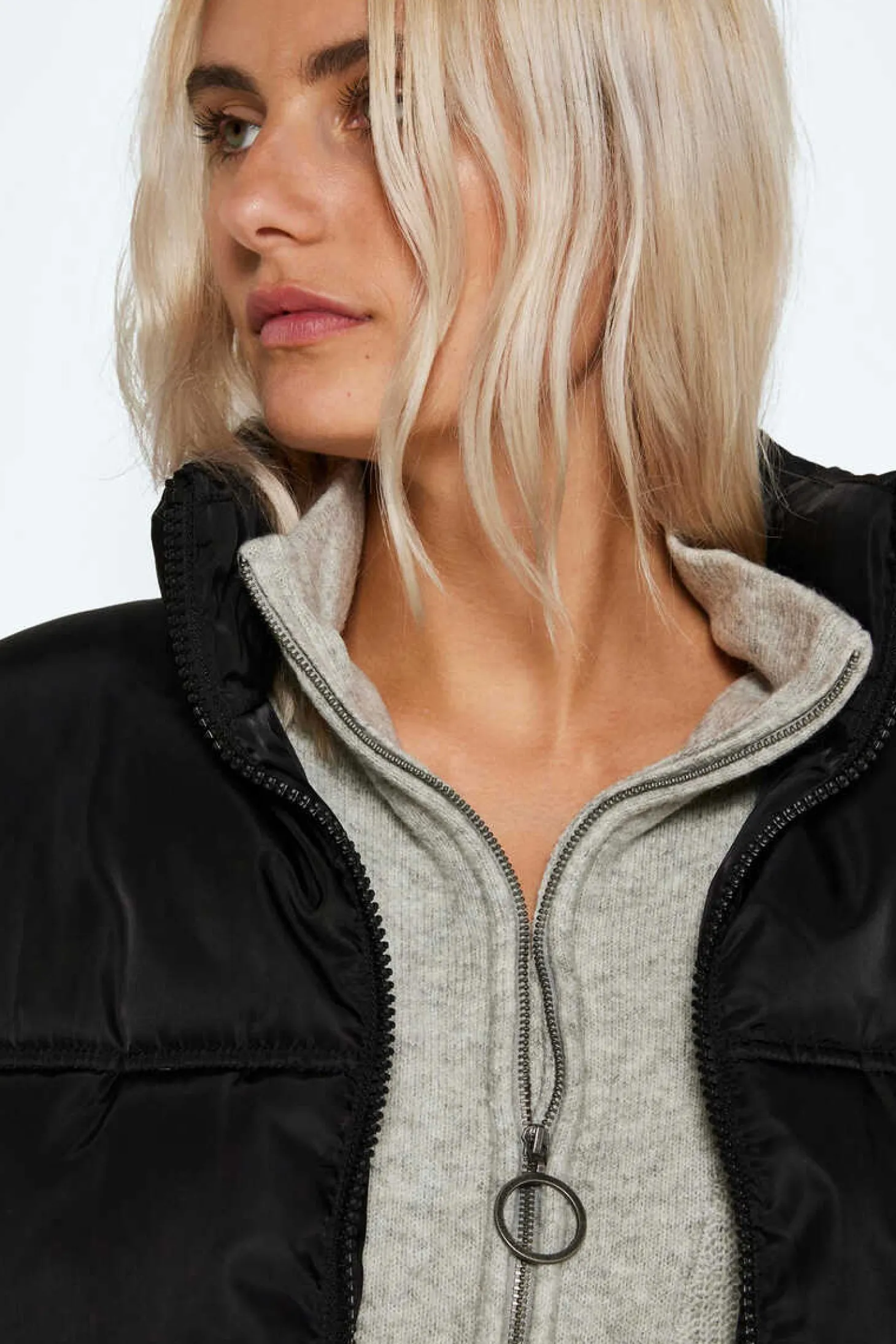 Sobretudo Curto Acolchoado