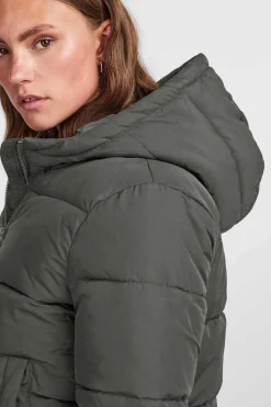 Sobretudo Curto Acolchoado