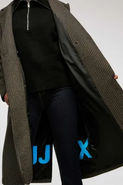 Sobretudo De Pano Comprido