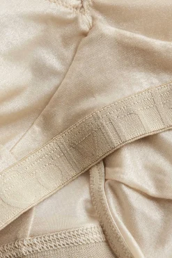 Soutien Triangular Future Shift Holiday