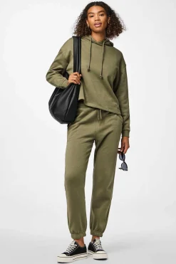 Sweatshirt Basica Capuz