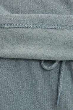 Sweatshirt Basica Capuz