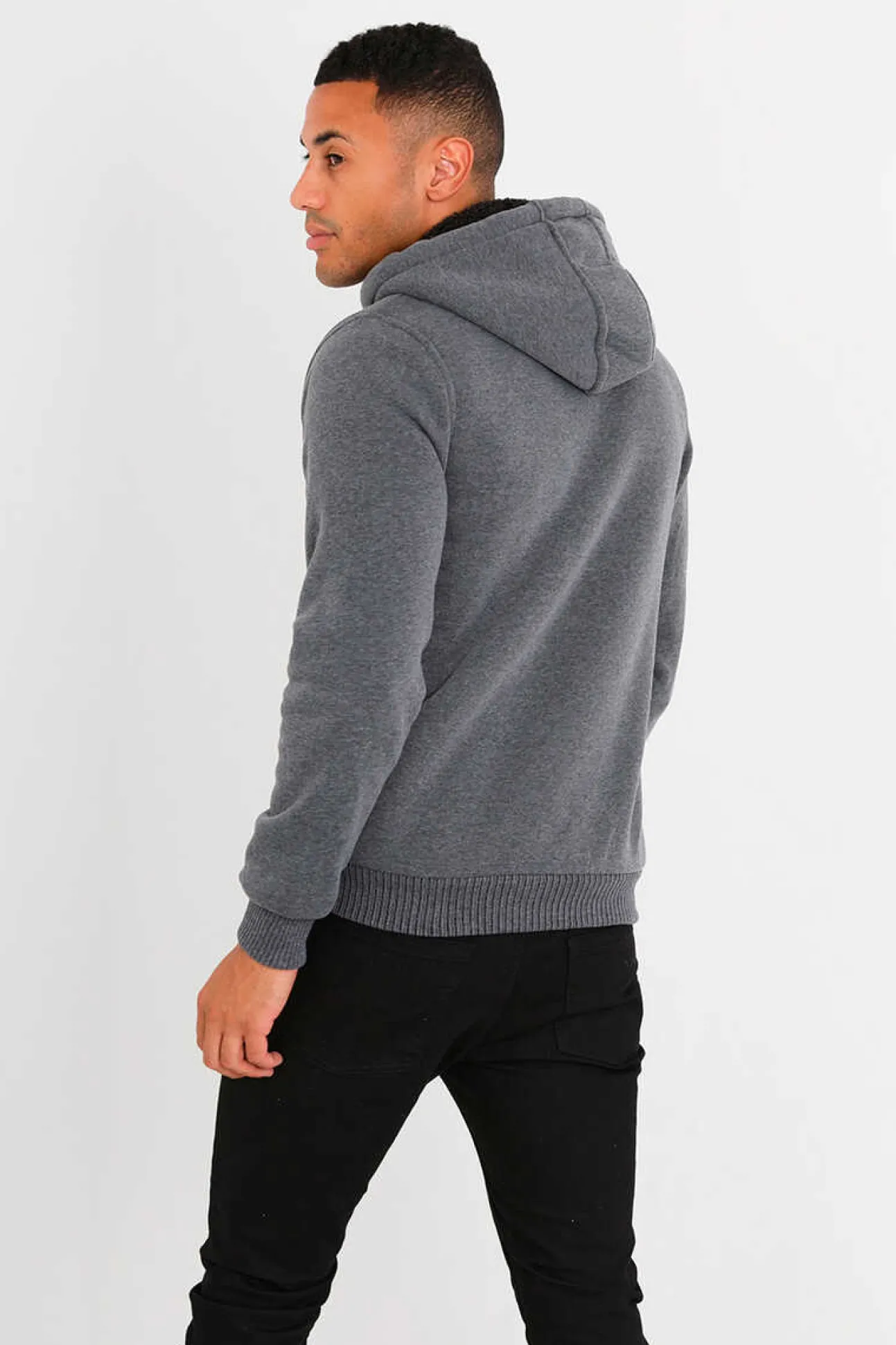 Sweatshirt Com Capuz E Borrego