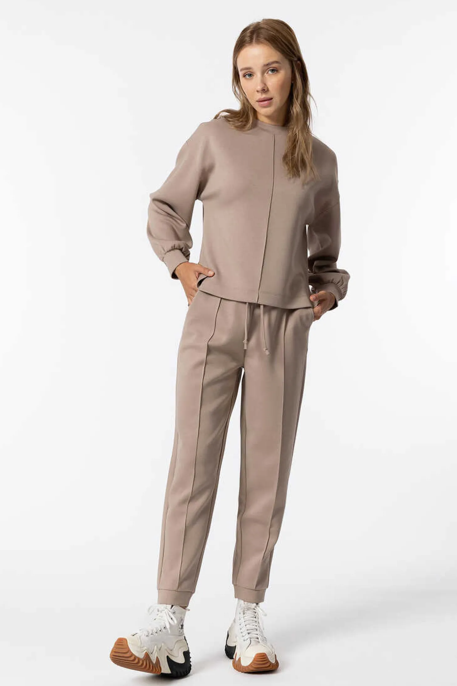 Sweatshirt Com Detalhe Costura