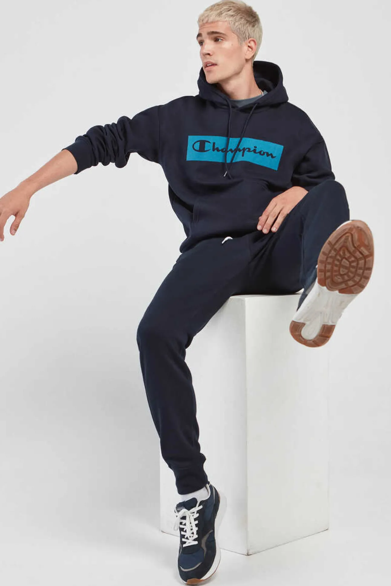 Sweatshirt Homem - Champion Legacy Collection