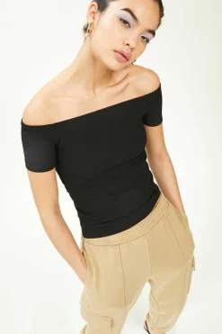 Top Decote Bardot De Malha Canelada