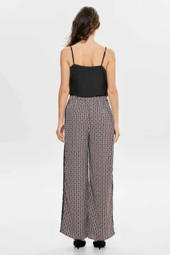 Top Tipo Combinacao Debruado.