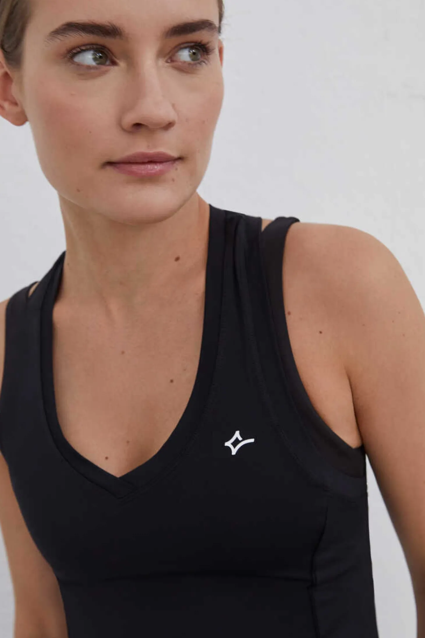 T-Shirt Alcas Olimpica Transpiravel Preta