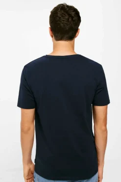 T-Shirt Basica Bico Lycra