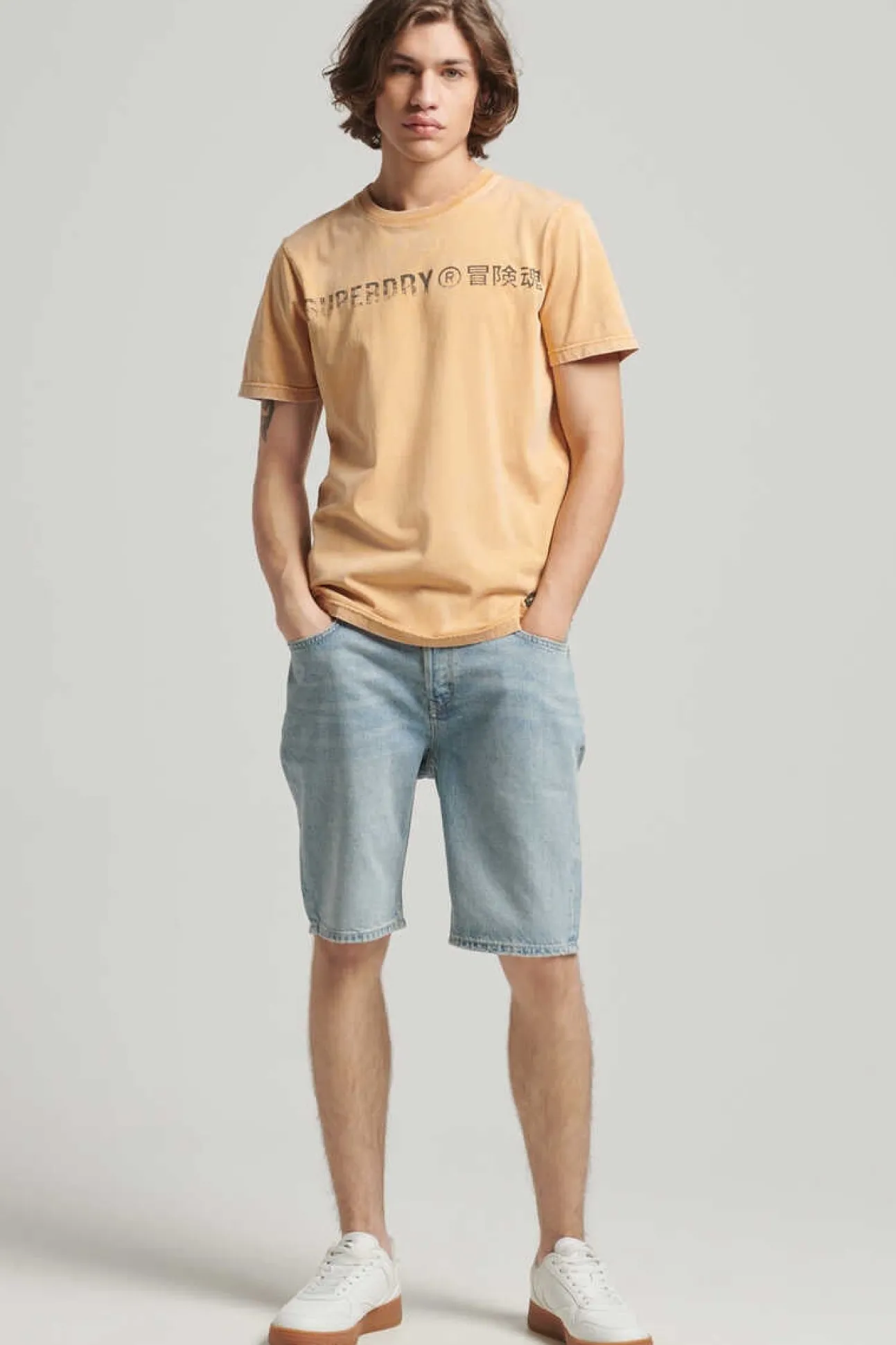 T-Shirt Com Logo Vintage Logo Corporate