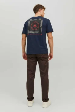 T-Shirt De Manga Curta De Pescoco De Tripulacao Com Impressao Nas Costas.