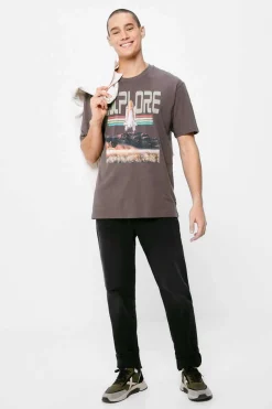 T-Shirt Explore