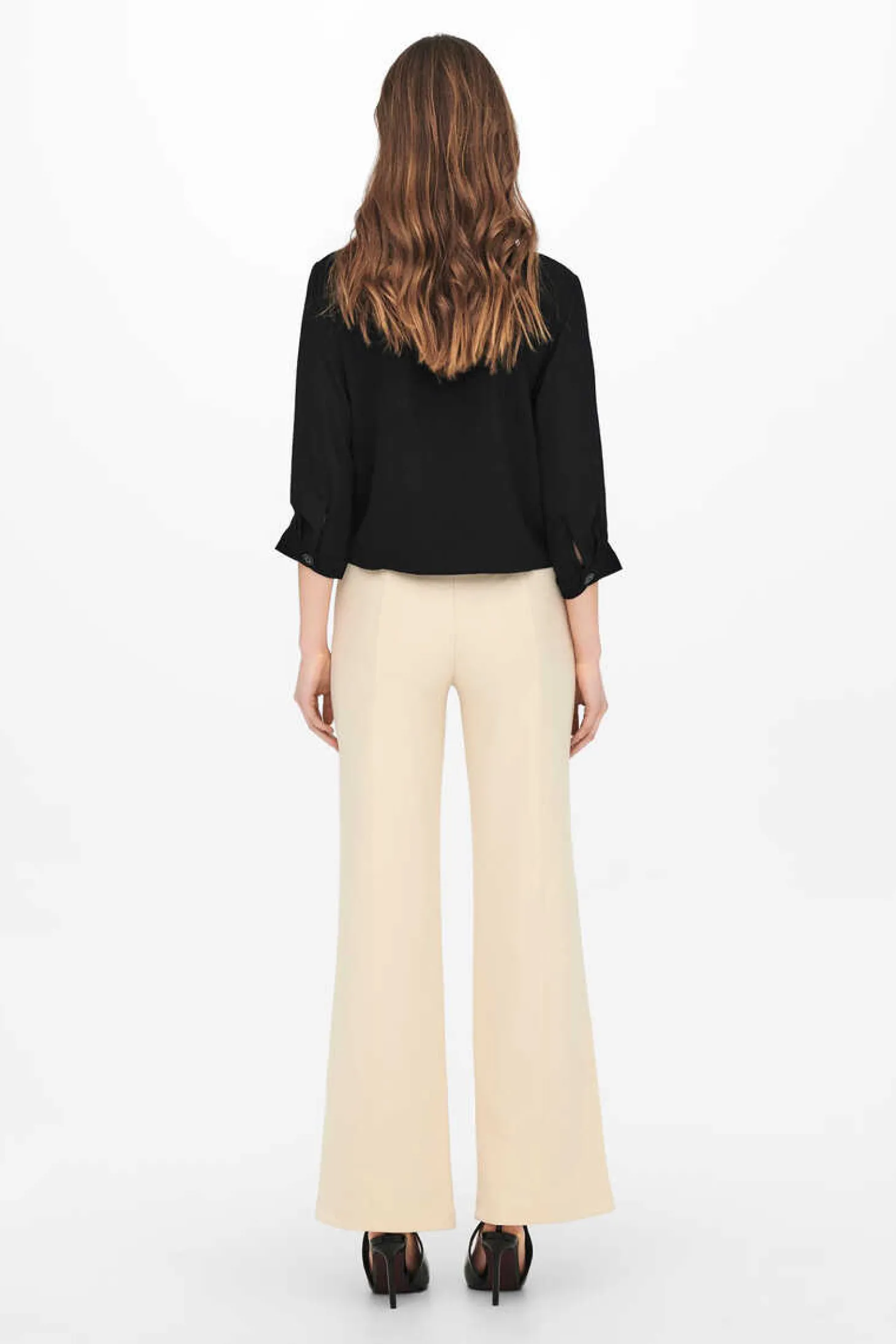 T-Shirt Gola Em Bico