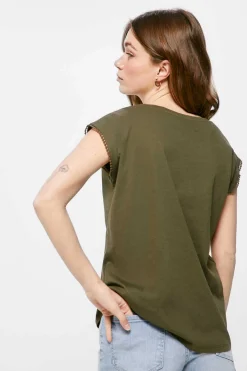 T-Shirt Grafica Etnica