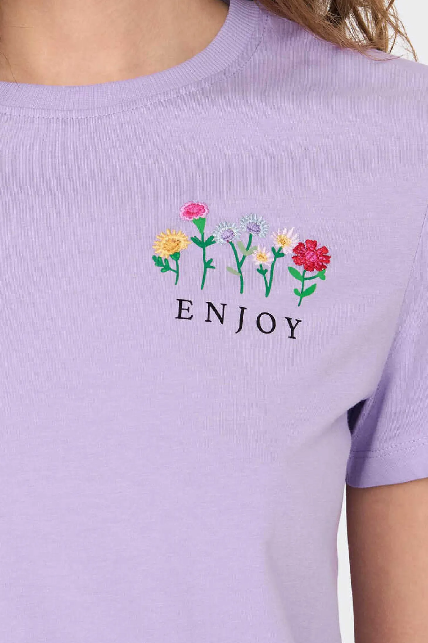 T-Shirt Manga Curto Desenho Love