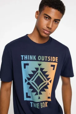 T-Shirt Outside The Box
