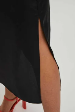 Vestido Comprido De Alcas Acetinado