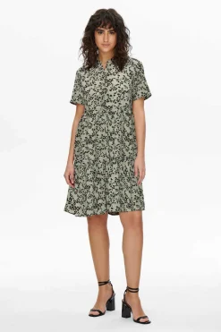 Vestido Curto Camiseiro