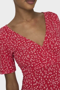 Vestido Curto Gola Em Bico