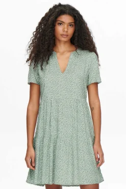 Vestido Curto Manga Curta