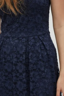 Vestido De Renda Curto