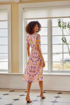 Vestido Midi Manga Curta